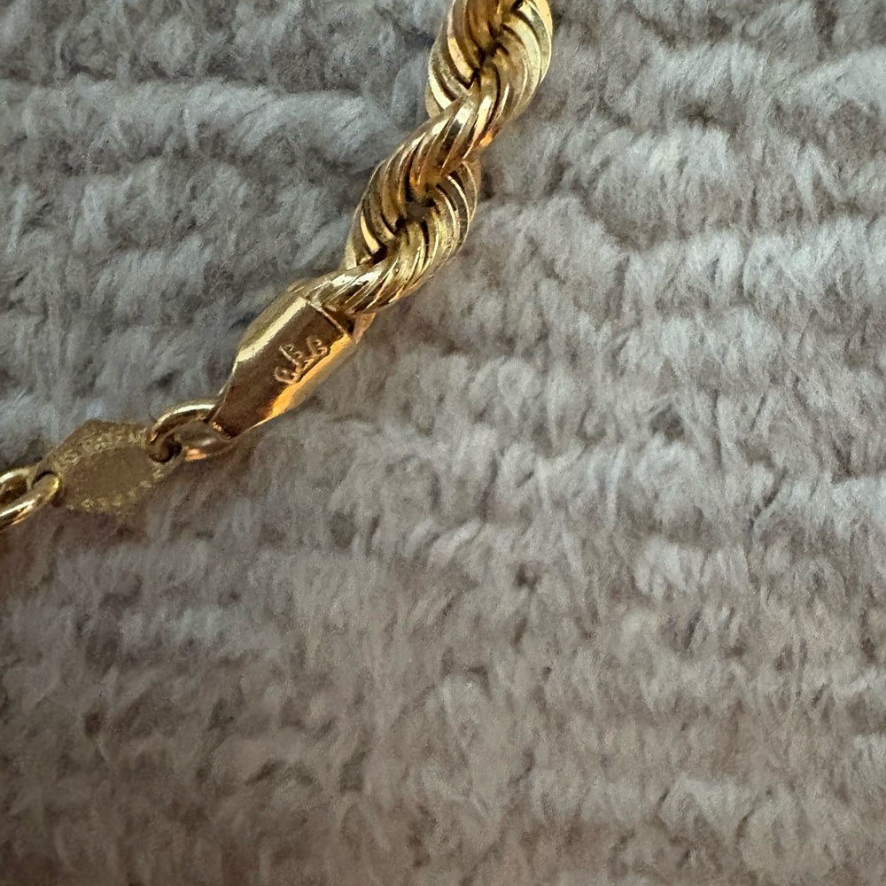GUC Stamped 14k gold rope necklace. 20 inches long - Picture 7 of 14